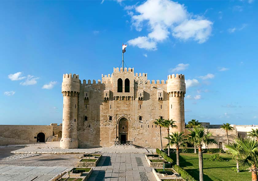 citadel-qaitbay-built-from-ruins-lighthouse-alexandria-seven-wonders-world-alexandria-egypt